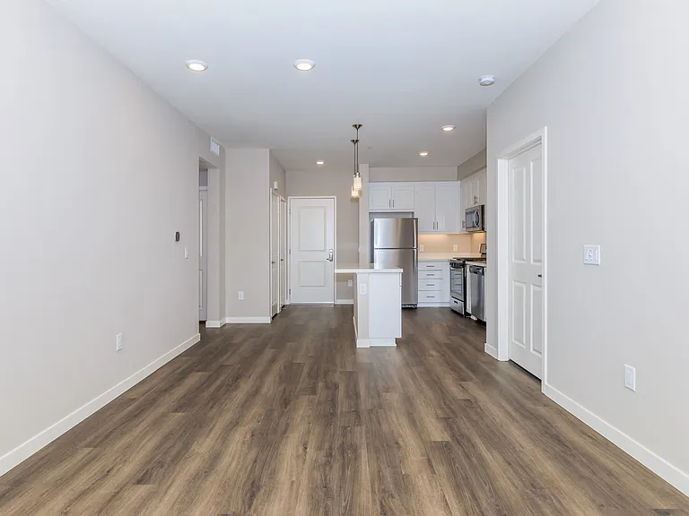 Los Alamitos Luxury Apartments — Photo 59