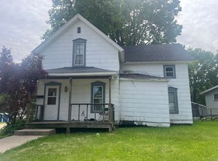 601 15th Ave, Sterling, IL 61081