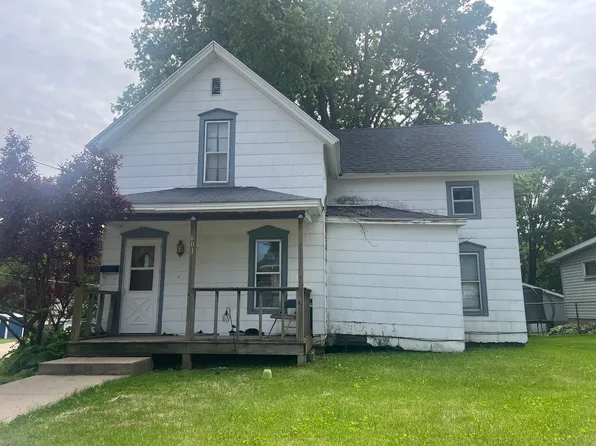 601 15th Ave, Sterling, IL 61081