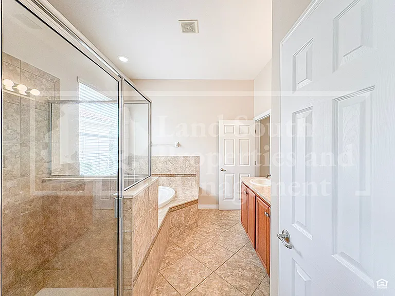1762 Altavista Cir — Photo 20