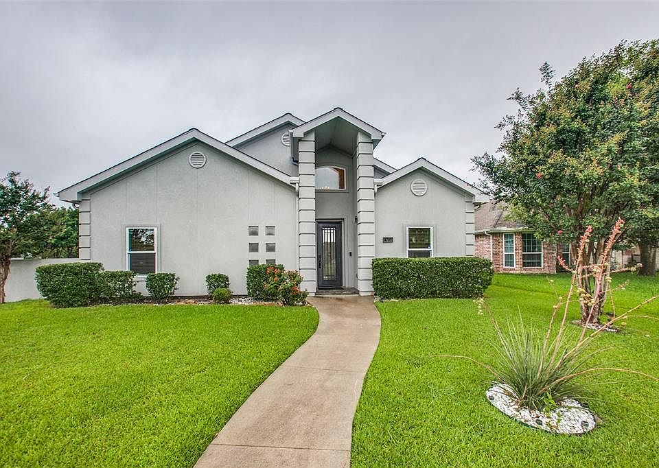 1st image of 4709 Cresthill Ln