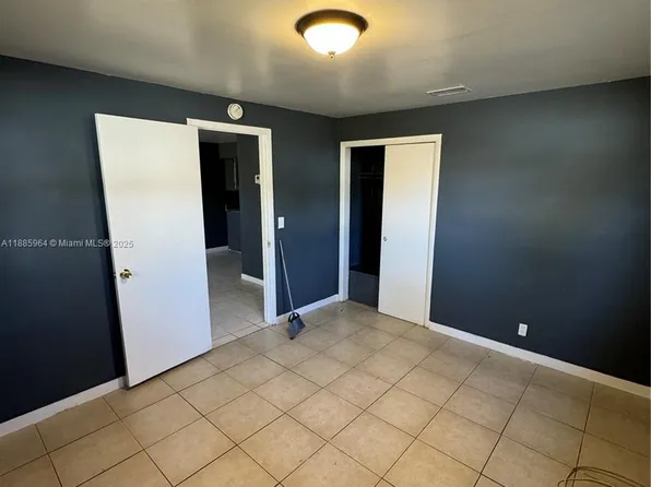 5640 NW 15th St, Fort Lauderdale, FL 33313