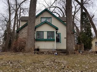 5642 Emerson Ave N, Brooklyn Center, MN 55430