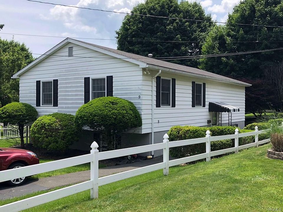 1st image of 9 Bayview Dr