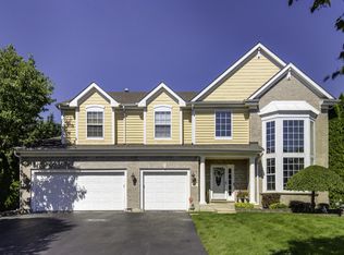 610 Crooked Stick Ct, Vernon Hills, IL 60061