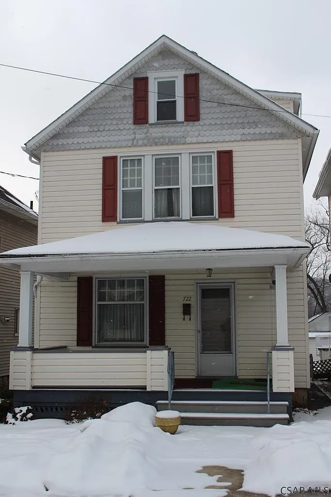 722 Glenwood Ave photo 1
