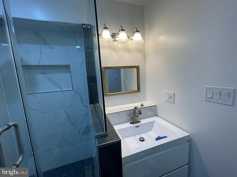 3137 Trenholm Dr — Photo 12