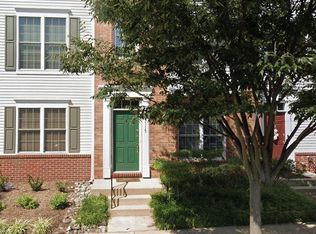 25115 Monteith Ter, Chantilly, VA 20152