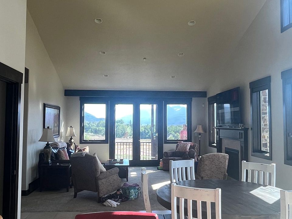2nd image of 1622 E Abajo Peak Ct
