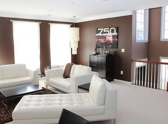 5th image of 20970 Cohasset Ter