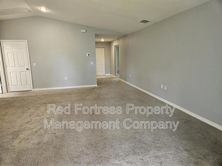 3012 51st St W — Photo 4