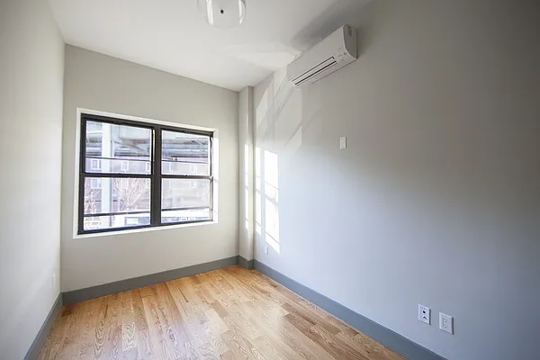 Rented by Brooklyn Group | media 7