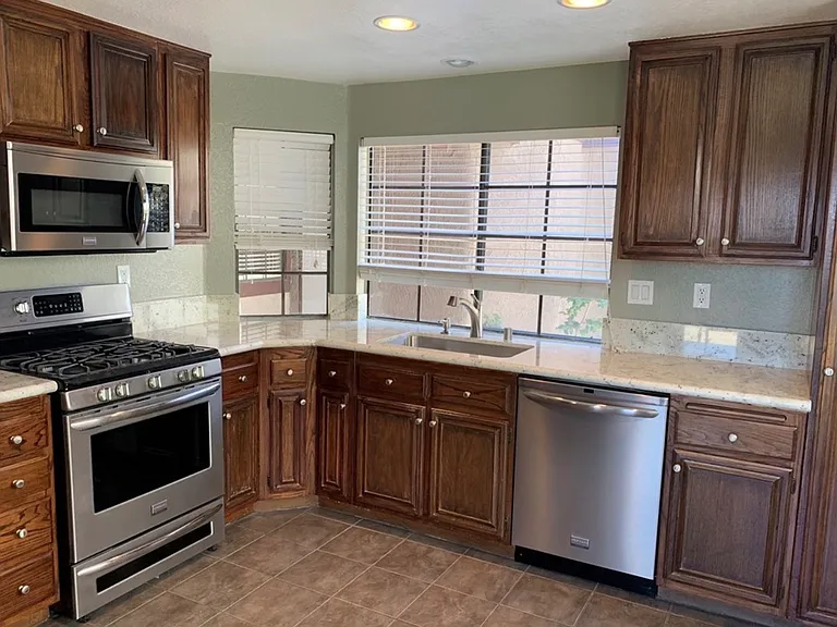 852 Congressional Rd — Photo 8