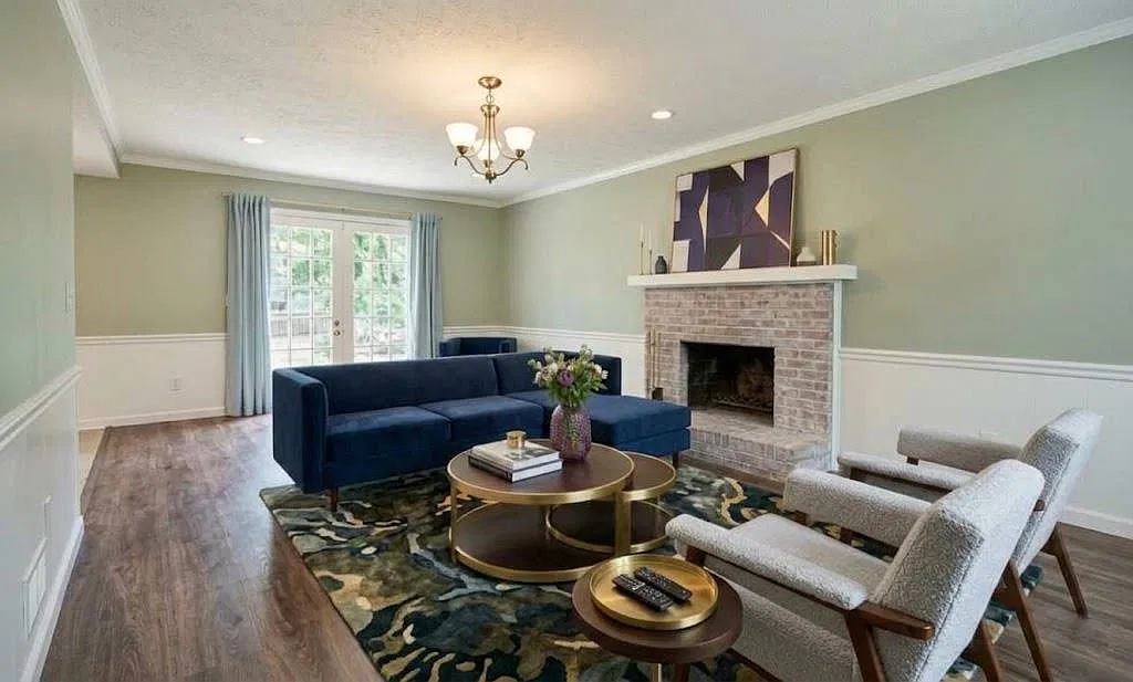 3 bed, 2.5 bath, 2084 sqft, $2,850 — Photo 2