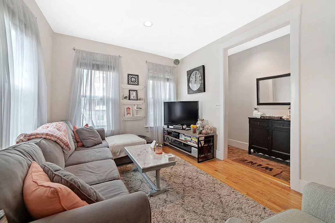 1 bed, 613 sqft, $3,000 — Photo 2