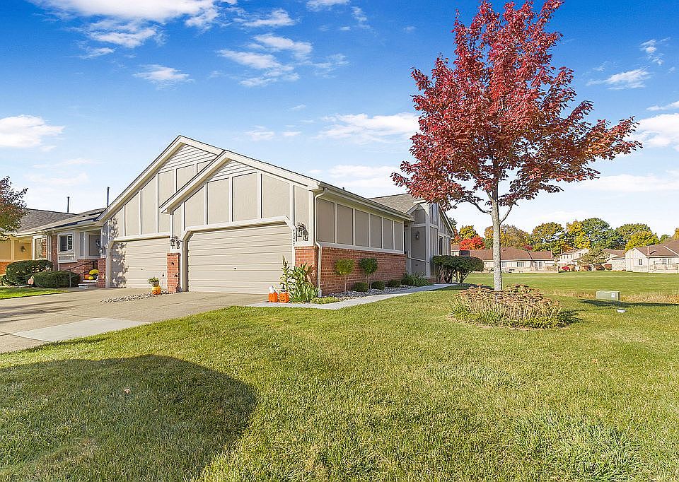 1st image of 42247 Creekside Dr