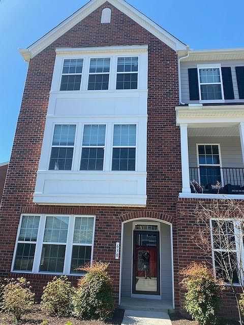 1st image of 630 Hibiscus St