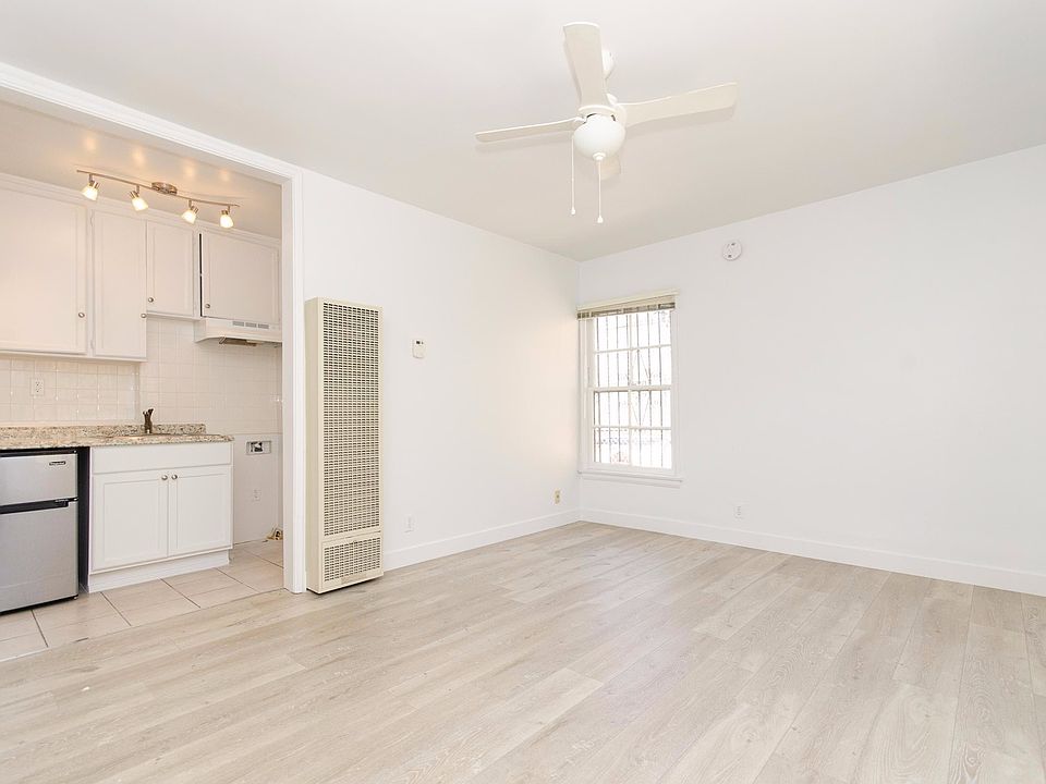 1st image of 236 S Sycamore Ave APT 12