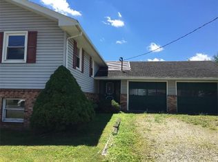 215 Lavansville Rd, Somerset, PA 15501
