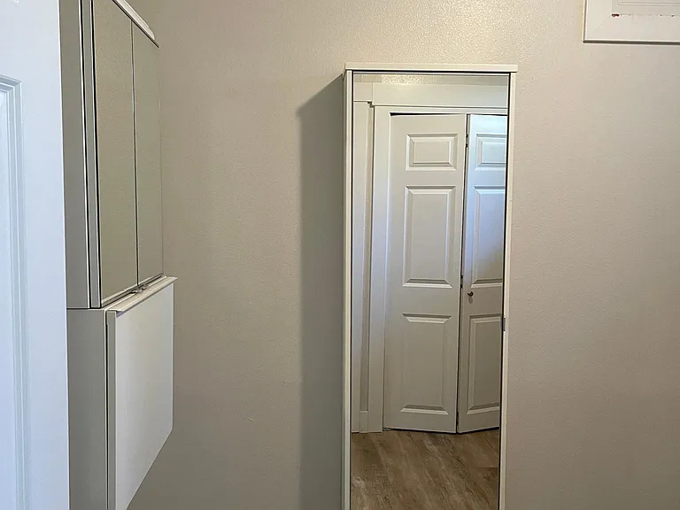 1522 Taylor Ave N #B — Photo 24