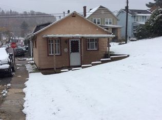 1300 McMinn St, Aliquippa, PA 15001