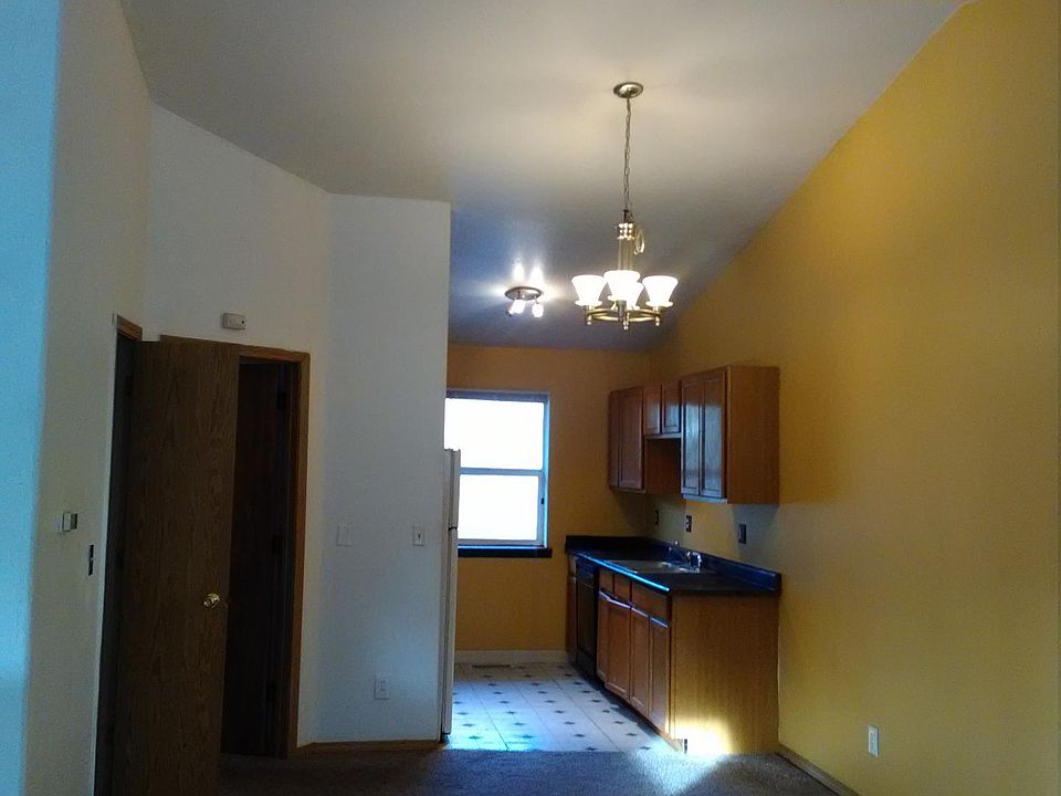 2nd image of 12307 SE Holgate Blvd