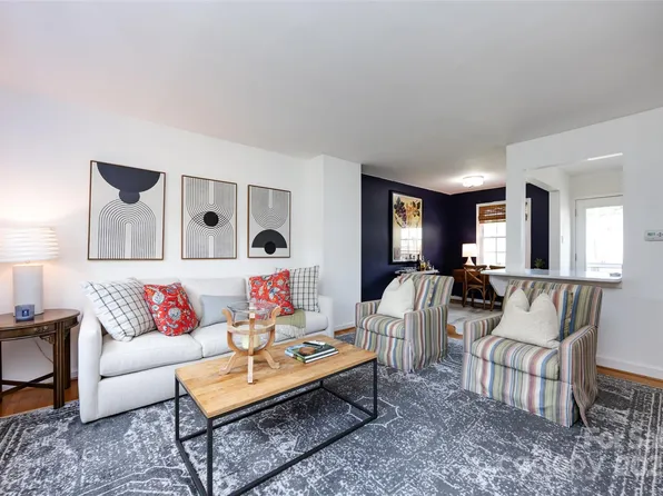 528 Wakefield Dr APT A, Charlotte, NC 28209