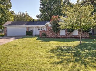 1909 S Ash Pl W, Broken Arrow, OK 74012