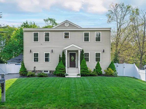51 Faxon St, Braintree, MA 02184