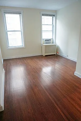 Rented by R New York | media 16