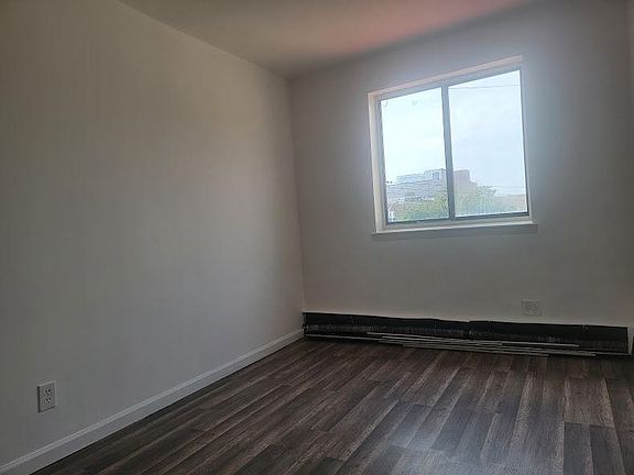 3rd image of 706 Taylor Ave APT 3