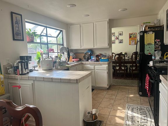 3rd image of 7952 Orenza Way