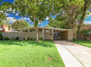 4905 Libbey Ln, Houston, TX 77092