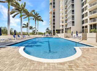 6849 Grenadier Blvd APT 1602, Naples, FL 34108