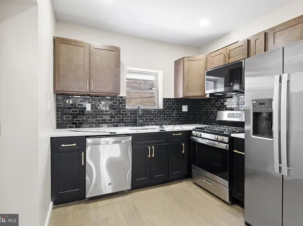 2437 S Beulah St, Philadelphia, PA 19148