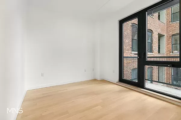 583 Lorimer St #3R — Photo 7