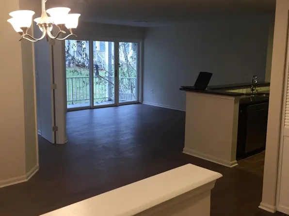 312 Edpas Rd, New Brunswick, NJ 08901