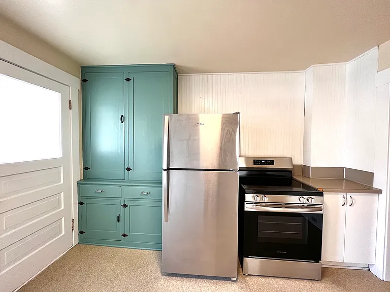 4028 Woodland Park Ave N #B — Photo 5