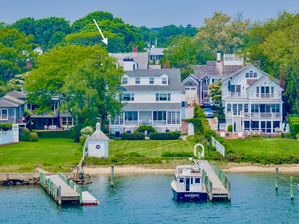 61 N Water St, Edgartown, MA 02539