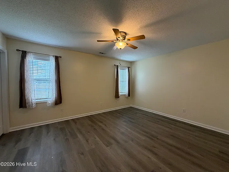 208 Parnell Rd — Photo 8