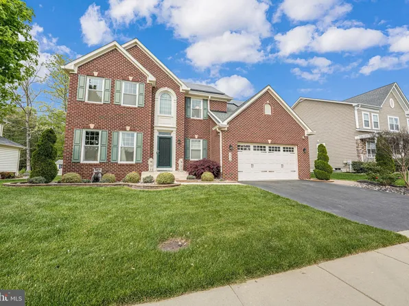 2988 Kincaid Dr, Waldorf, MD 20603