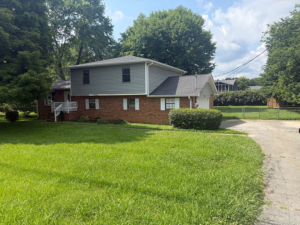 1st image of 5652 Tucker Rd