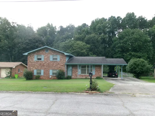 745 Huntingdon Dr, Jonesboro, GA 30236