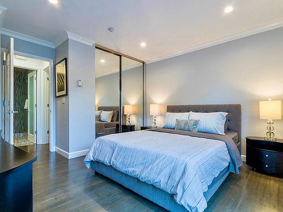 5th image of 800 Camino Real Unit 206