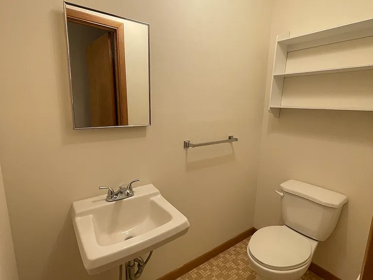 104 Maple Ave #3 — Photo 7