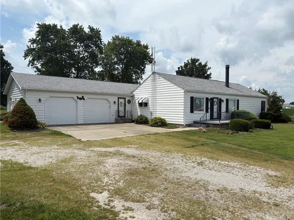 1622 State Highway 16, Shelbyville, IL 62565