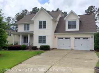 84 Blue Pine Dr, Spring Lake, NC 28390