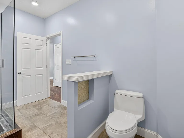 4639 Mirabella Ct — Photo 36