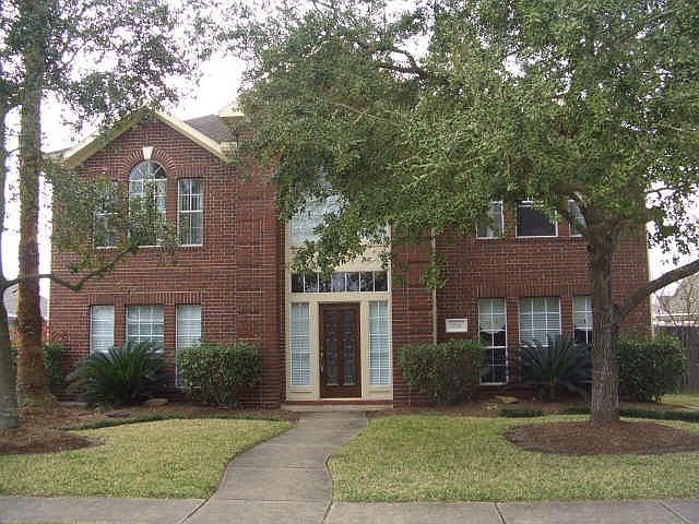 1st image of 2718 W Oaks Blvd