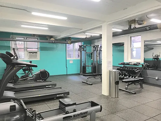 Rented by Compass | media 28